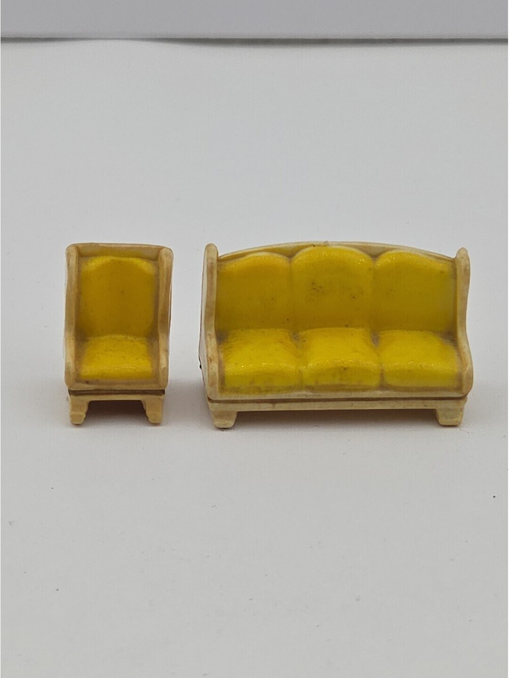 Vintage Louis Marx Dollhouse Furniture Yellow Sofa & Chair 1:48 Miniature